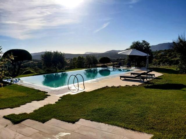 Villa Alba Esclusiva Villa Con Piscina A Sfioro E Vista Mozzafiato Sul Mare Cugnana Exterior photo