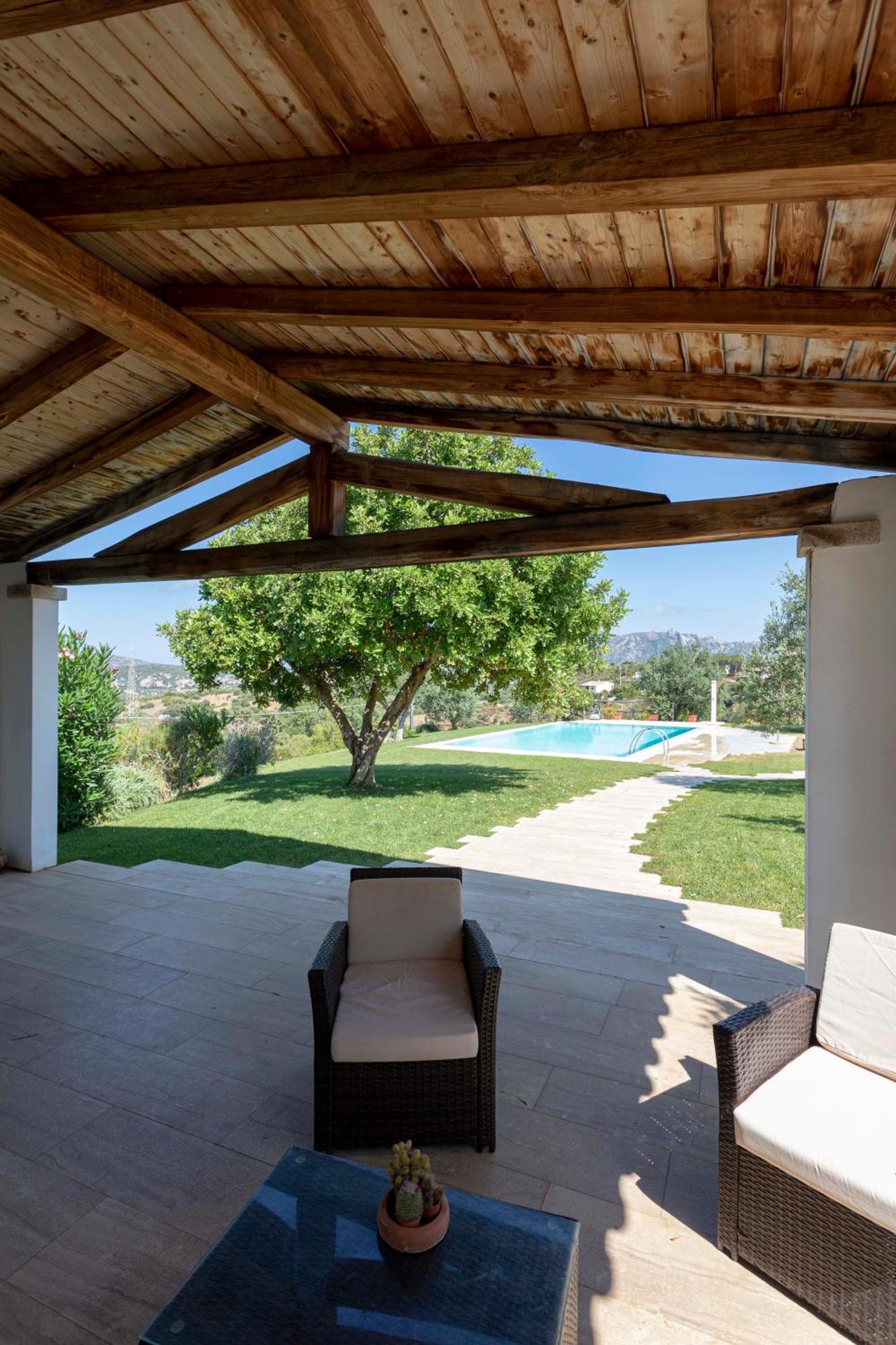 Villa Alba Esclusiva Villa Con Piscina A Sfioro E Vista Mozzafiato Sul Mare Cugnana Exterior photo