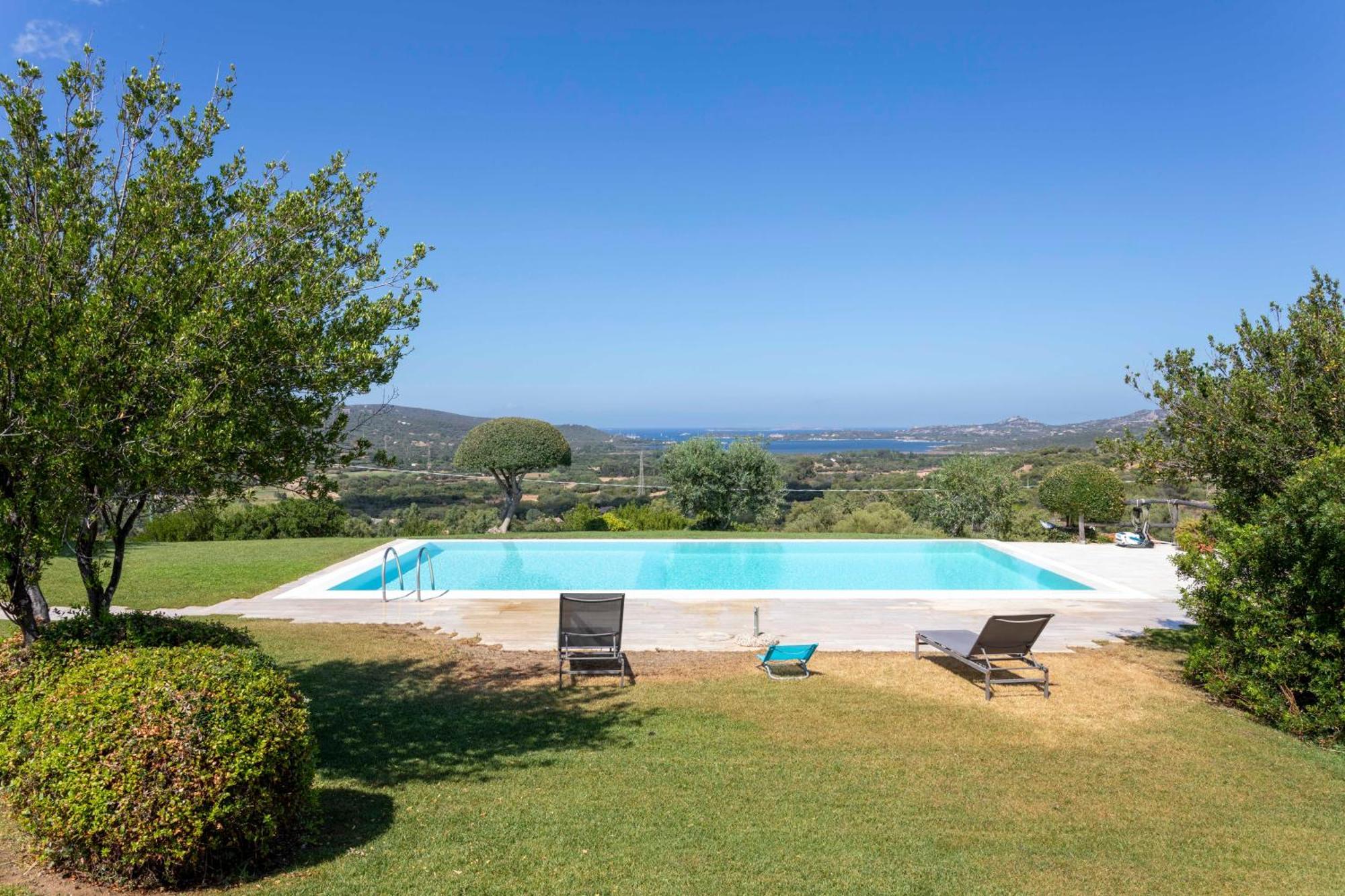 Villa Alba Esclusiva Villa Con Piscina A Sfioro E Vista Mozzafiato Sul Mare Cugnana Exterior photo
