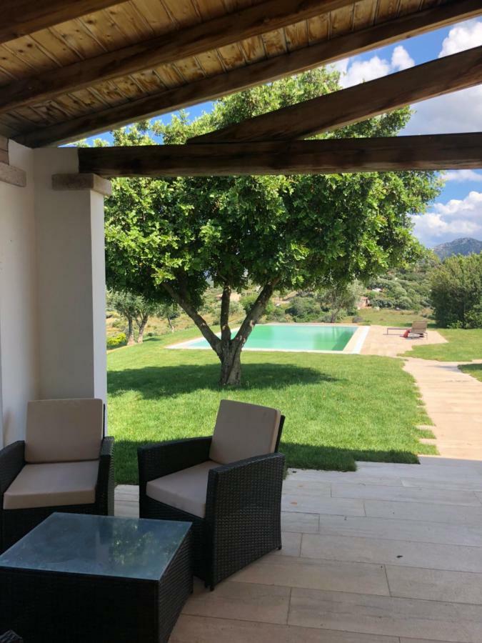 Villa Alba Esclusiva Villa Con Piscina A Sfioro E Vista Mozzafiato Sul Mare Cugnana Exterior photo